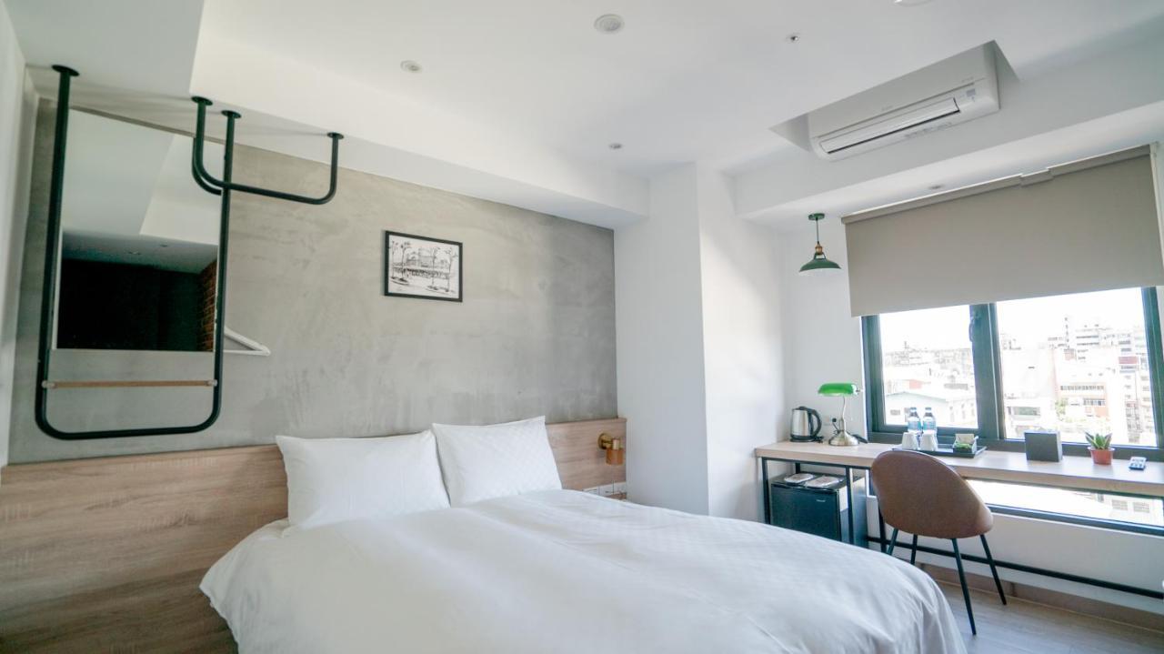 City Center Hotel Taichung Esterno foto