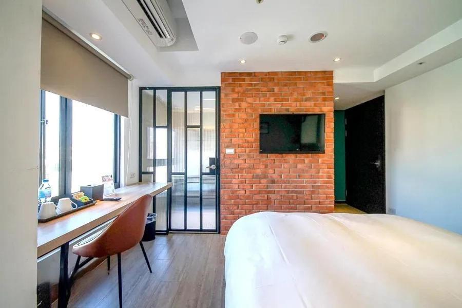 City Center Hotel Taichung Esterno foto